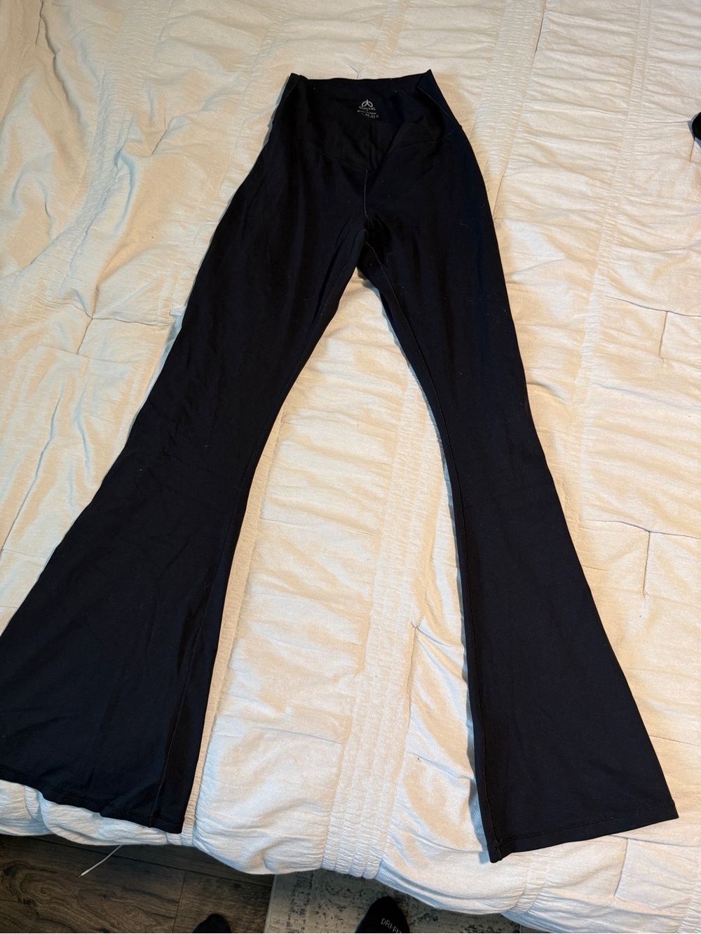 Women’s flare yoga pants